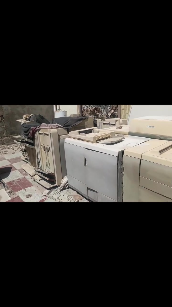 للبيع أجهزة استنساخ وطابعات مستعملة
تتوفر لدينا عدة أجهزة استنساخ وطابعات مستعملة ومتروكة، والأجهزة غير عاملة وتحتاج إلى صيانة وتصليح.
🔧 مناسبة لأصحاب الخبرة والفنيين وورش الصيانة، أو للاستفادة من قطع الغيار.
📌 البيع جميعا ***********  البصرة 📞 للاستفسار ومعرفة التفاصيل، 
البيع بحالتها الحالية، والله يوفق الجميع.
