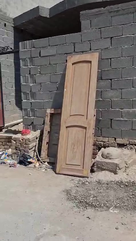 سلام عليكم هيكل للبيع المساحه ١٠٠ زراعي الموقع سبع قصور قرار السيطرة شارع جبار الشموسي الا ستفسار تصال على صاحب البيت ***********
