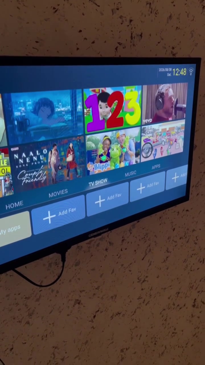 General smart tv 
شاشة حجم 32 فقط كنترول مالها الازرار بعضها ما تشتغل
سعرها 85 ومجال بسيط 
مكان سيميل مسيريكى 

***********
