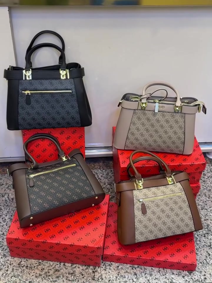 آخر قطع 👌
كوالتي درجة اولى 
#كرار_لحقائب_والاحذية👜👠 
#العنوان_البصرة_شنشل_مول_طابق_الارضي 
#للحجز_او_الاستفسار_مراسلتنا_دايركت📩
