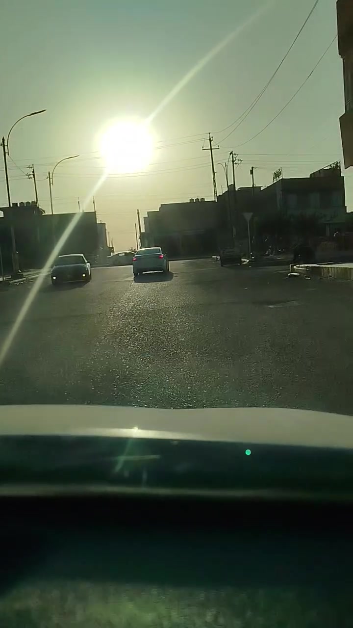 السلام عليكم دار معروض للبيع الموقع حي اور الثانيه المساحه 50م بناء حديث السعر 125 التفاصيل داخل الفيديو الاستفسار اكثر اتصل على الرقم ***********
