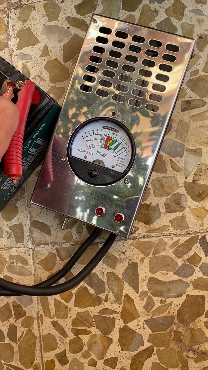 صندوك 318 • بطاريه • الموصل