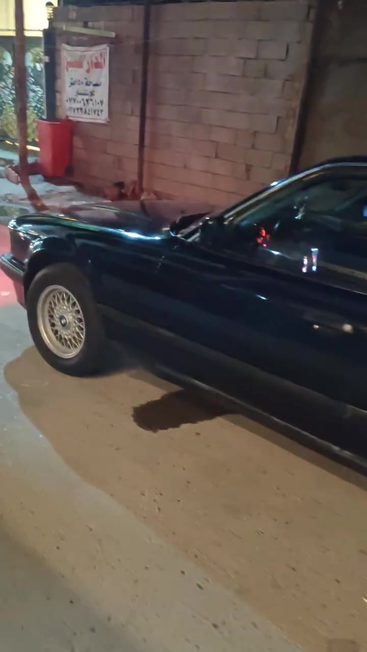 السلام عليكم BMW 735 سياره نضيف مو لان تصوير بليل سياره كير اوتو حورتها عادي كهربائيات شغاله مكينه مفتوح جديده منضومه الحماوه كلها جديده واتر بم راديتر جديد دبه راديتر جديد ولف حماوه جديد كلج جديد جاهزه شاشه كير مكينه هي واكفه تفر نقصها بس تبريد مكاني بغداد حي البساتين سعرها 50 وبيها مجال ملاحظه السياره لان محتاج جاي ابيعها سياره حلوه ***********
