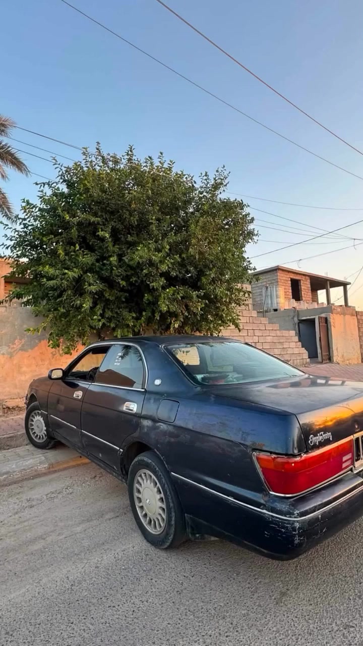سلام عليكم سياره بطه حبل للبيع كير محرك شرط تايرات جددالباقي شوف السعر 17وبيه مجال الشراي ينتصل ***********
