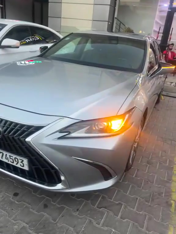 لكزس ES350 • ٢٠٢٣ • بدون حادث