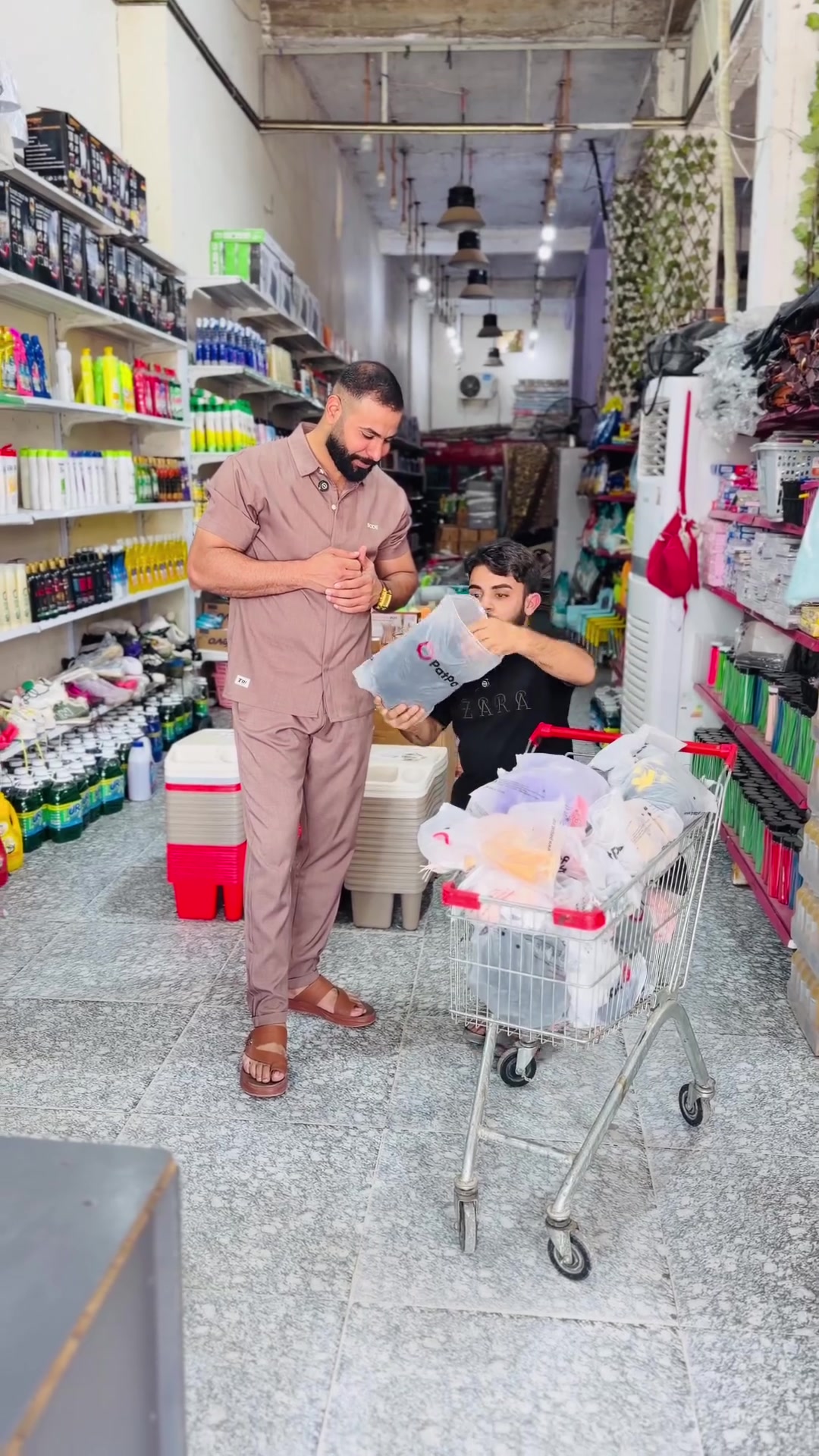 ملابس أطفال • مجمع الجوادين • العزيزية واسط