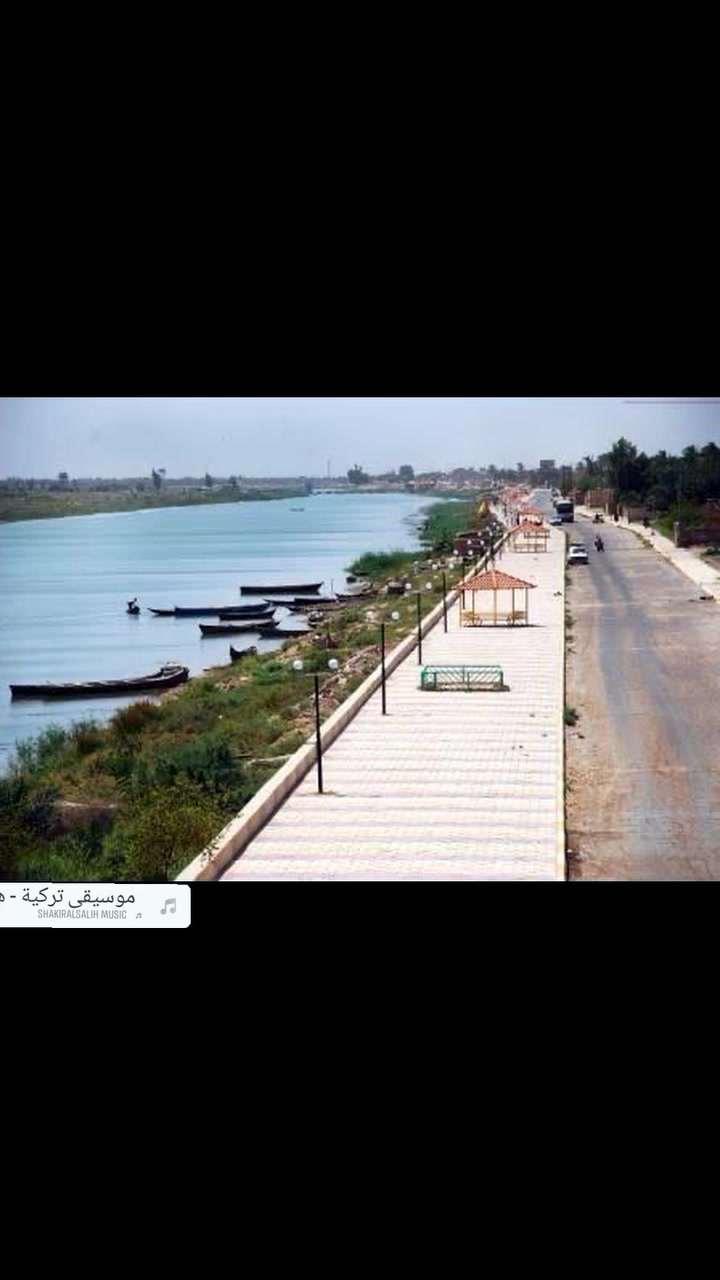 *قطعة ارض للبيع*
القرنة النهيرات بالقرب من ملعب دجلة الخماسي وخطوة سيد جابر ومشروع الماء Ro
طابو زراعي نموذج ٢٥ تحويل بأسم المشتري ، مساحة القطعة 189 متر واجهة 8 ونزال 23   تبعد 40 متر فقط عن شارع الكورنيش للأستفسار ***********
ملاحضة / الصورة قديمة قبل التبليط والخدمات
