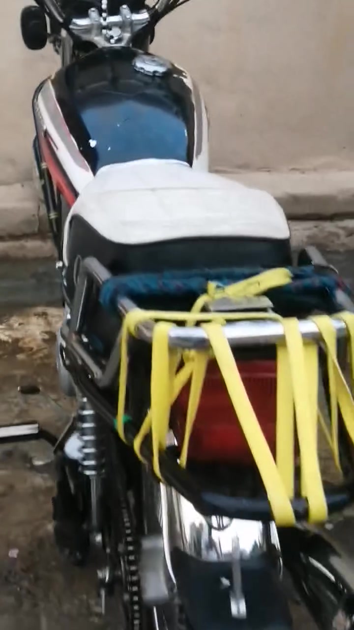 سلام عليكم مكينه 2020 تيجر أصلي وزن ثقيل مكينه شرط مامفتوحه وايرمنيه كاله شغله السعر 550 وبي مجال *********** متواجد على وتساب
