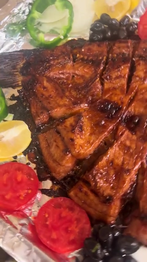 🔥 اسماك ومشويات دخان  – أسماك على أصوله! 🔥

🐟 نعلن عن توفر أشهى أنواع الأسماك الطازجةبجودة عالية وطعم ولا أروع 😋

💰 الأسعار:  تبدي 

🐟 سعر كيلو السمك مشوي. 7000 دينار

🐟يتوفر لدينا كافه انواع السمك  القلي مع(تمن ومقبلات)

💰السعر:9الف و 10الف
 
🐟 سعر كيلو السمك بدون  شوي6500 دينار

🐓يتوفر لدينا دجاج ذبح مشوي ومقلي مع (تمن ومقبلات)

🚚 خدمة توصيل متوفرة إلى كافة مناطق البياع وخارج البياع 

📞 للحجز وات ساب 

***********

📍 العنوان: البياع تقاطع الحمام مابين شارع 15 و16 مقابل اسواق السعاده

✨ اسماك ومشويات دخان  … الطعم اللي يستاهل التجربة! ✨
