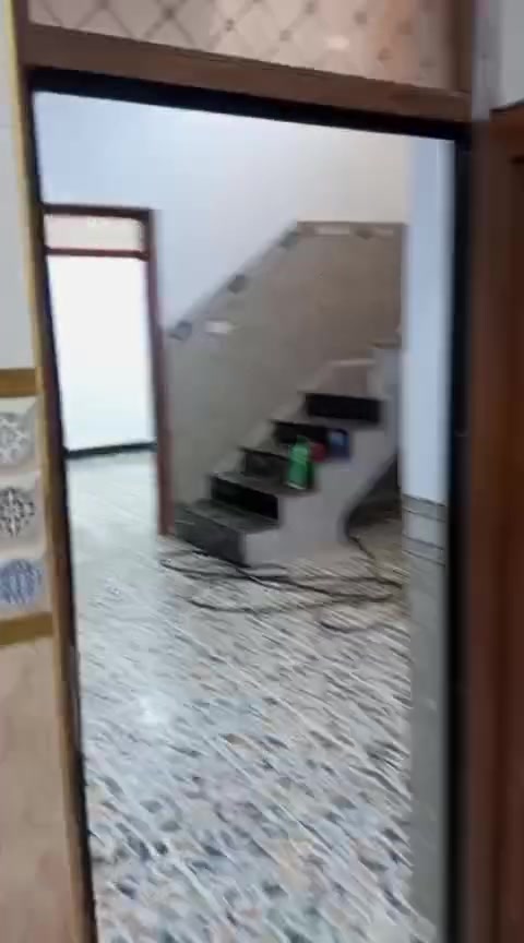 غرفتين • نظيف • ٧ كيلو اليرموك