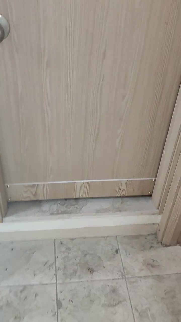 اعمالنا  تغليف بيبان.  نفس الون ونقشه. حسب قياس الزبون   ضد الرطوبه.   ضمان.  ☺️ ***********
