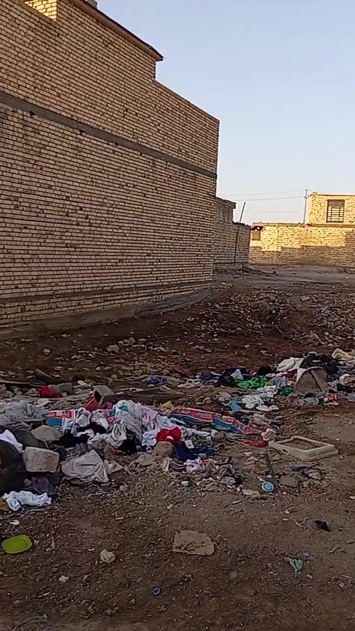 يالله سلام عليكم قطعه للبيع 200متر  شارع صفي دين كل الخدمات متوفره
تواصل ***********
