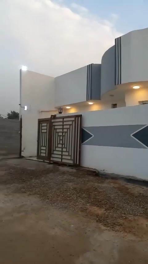 طابق ونص • ١٣٥م • سند ٢٥