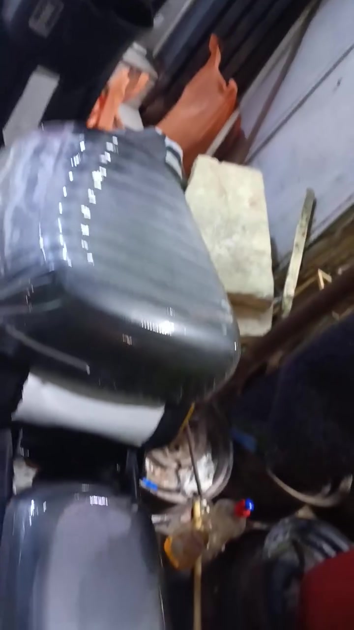 دراجه ار 9 شركه ريماكس للبيع سعر🏍 400وبيه مجال كلث نمر تمشي 65
عنواني واسط صويره شارع نجمه قرب سنتر العبدلي 
تواصل***********
