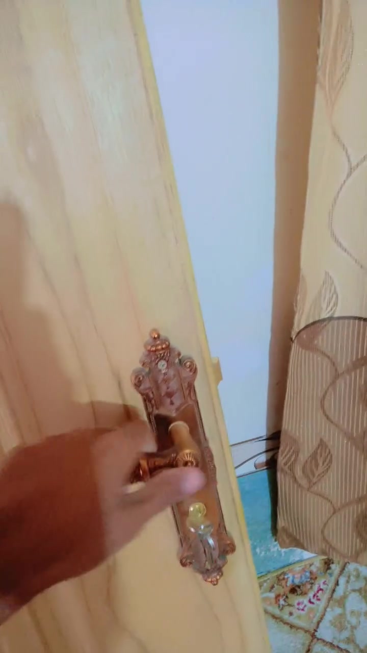 باب خشب • شغل مضبوط • تفصيل حسب الطلب