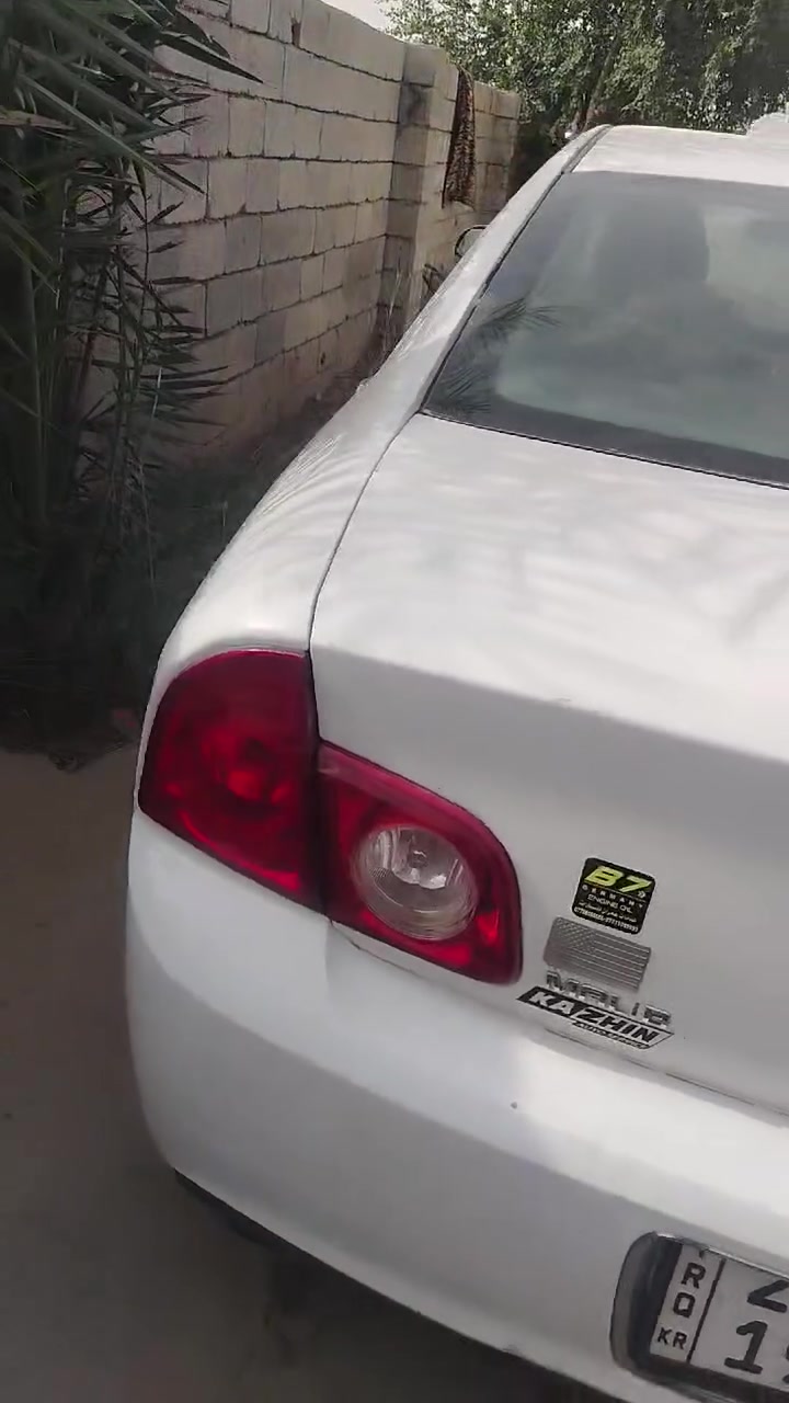 شمالي • ٢٠١٢ • شخط باب