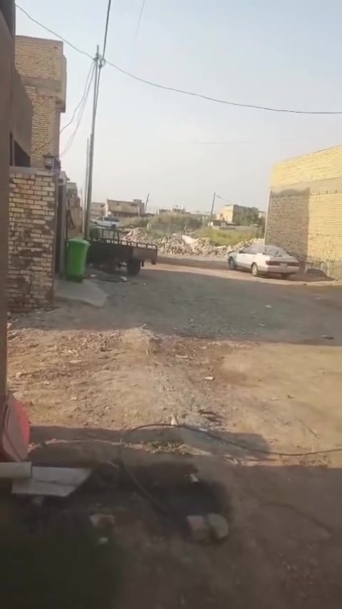 بيت 100 متر مربع يتكون من استقبال￼ صحيات حمام + هول + غرفة نوم + سطح  المنطقة السفحه الثانية شارع 20 قرب المستوصف مبادرة المقدمة 15, مليون￼ بي مجال الخدمات كهرباء ماي تفاصيل خاص و ￼￼ ‭***********‬  مطلوب 85 مليون￼
