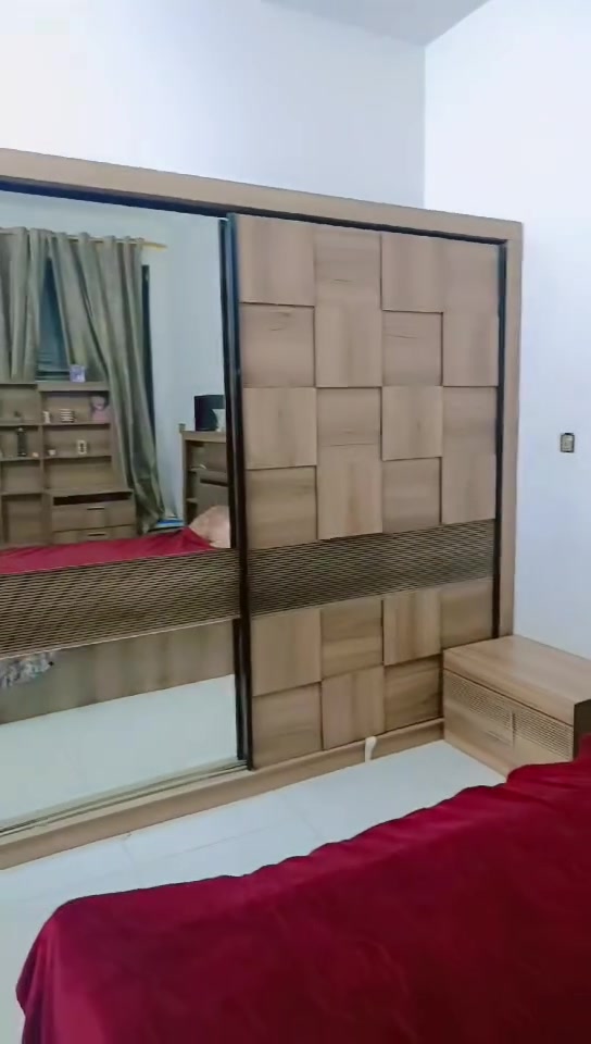 بغداد مدينه الصدر • غرفه اخشاب • للبيع