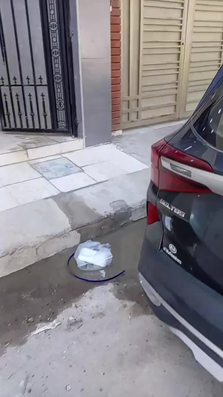 السلا م عليكم حي الجهاد الاساتذه بناء حديث زيرو طابقين صحيات فوك وجوه اربع غرف نوم +بيتونه وغرفه قرب مجمع السلام اي استفسار اتصال برقم ***********

