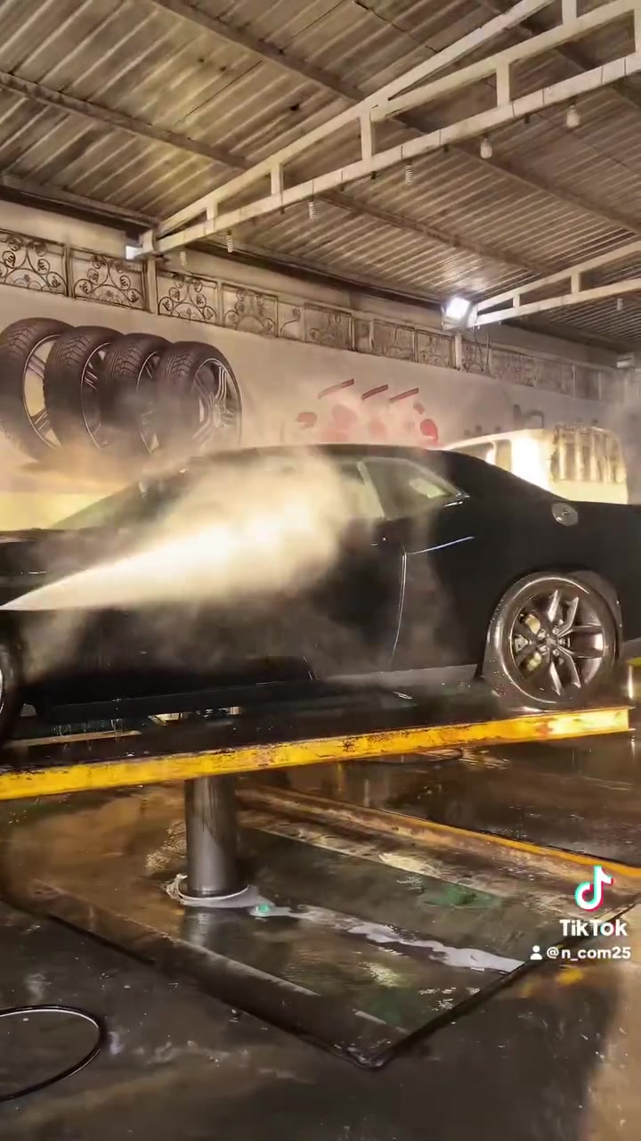 محطه غسل في و مي النموذجيه
في تقاطع النهروان آخر جملون بالمعارض مقابل مطعم خانقين يرحب بكم
غسل احترافي جميع انواع السيارات
حمام دقيق مع بولش 
تبديل الزيوت من مناشئ عالميه
بنجر وبلنص الكتروني 
هدايا عطور وورقيات ارضيه 
للاستفسار ***********
