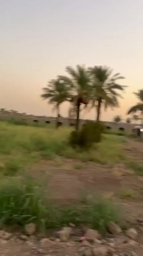 سلام عليكم نص دونم طابو صرف وجه 20 متر العنوان المدائن منطقة التويثة قرب شارع سيد علي الاستفسار ***********
