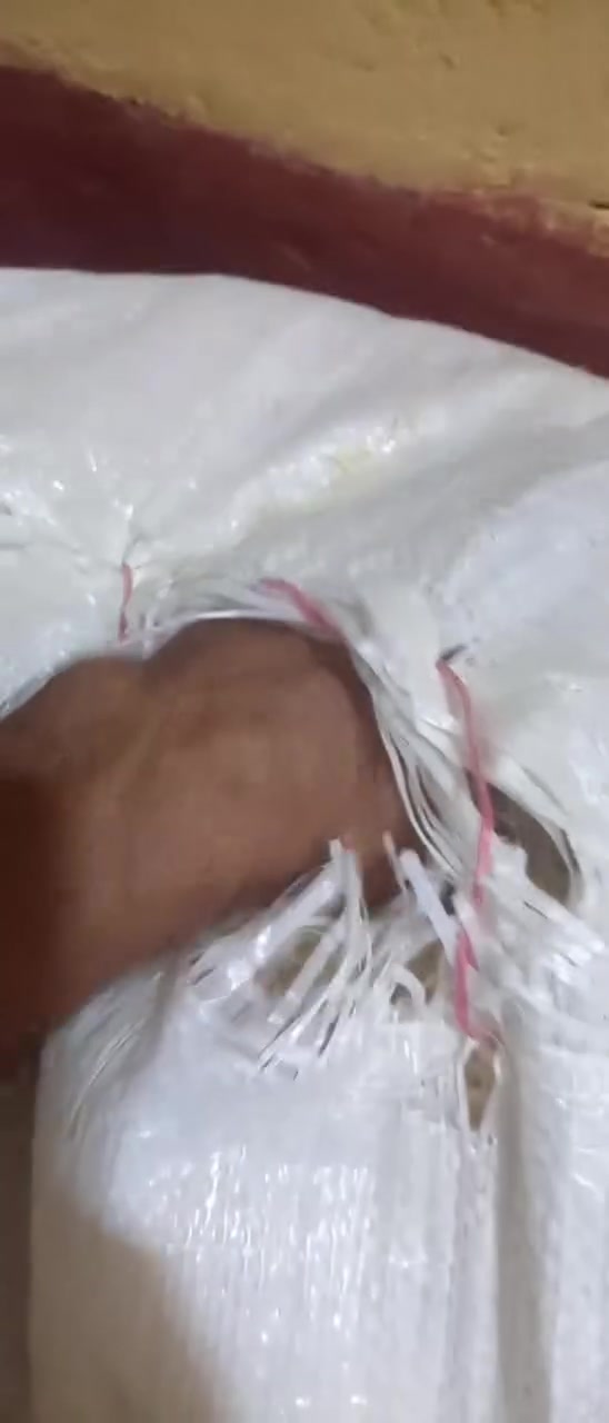 سلام عليكم شباب يوجد تبن للبيع درجة اوله نضافه تبن مشاريع استفسار على هاذا رقم او راسل واتساب ***********
