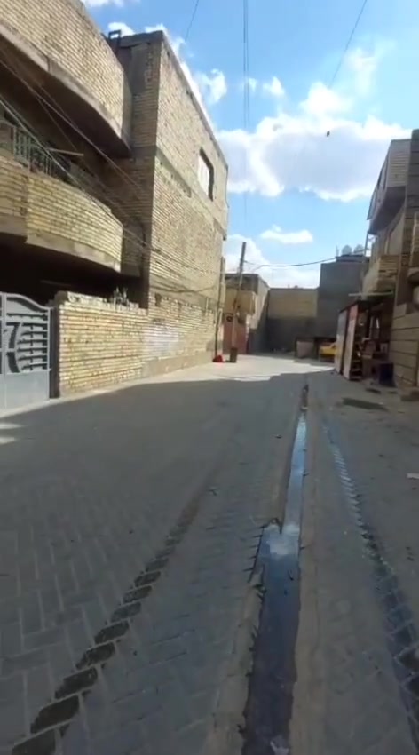 بيت 200متر 10×20منطقة ابو درع ثاني فرع عن الشارع  حديث البناء قبل سنة نقص الكاشي  والدرج السعر مع هذا الرقم***********
