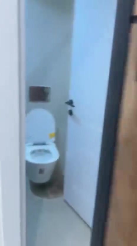 🏠 شقة مميزة للبيع أو الإيجار – بغداد / العرصات
📍 الموقع: العرصات – بغداد
📐 المساحة: 125 م²
🏢 الطابق: الأول
🛏️ عدد الغرف: 3 غرف، واحدة ماستر
🛋️ صالة
🍽️ مطبخ مجهز
🛗 مصعدان في البناية
🚗 موقف سيارات متوفر

الشقة مناسبة للسكن العائلي، وموقعها مميز في منطقة العرصات.

💰 للبيع أو الإيجار
📞 للاستفسار والتفاصيل: يرجى التواصل على الخاص أو الاتصال على 
***********
