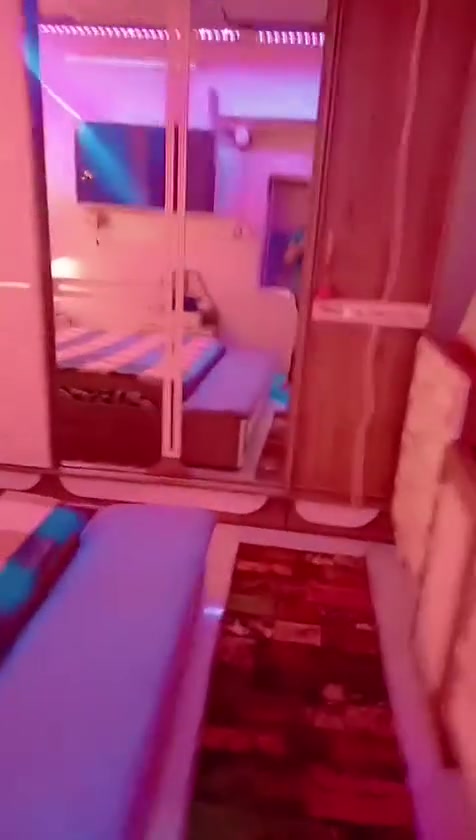 سلام عليكم شباب غرفه تركيه مستعمله نضيفه للبيع 8 قطع ضرر فقط بجربايه السعر / 600 وبيها مجال 
العنوان / بغداد مدينه الصدر الحميديه 
رقم الهاتف / *********** شرط الفحص مكلف بالنشر...
