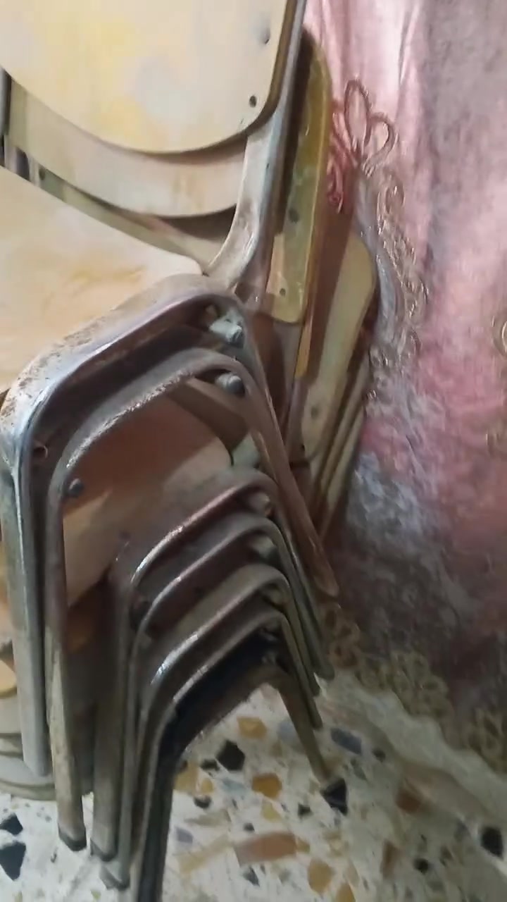 سلام عليكم هاي غراض مال بيت مستعمله كلمن وسعرهه مكاني سبع قصور شارع ابو احمد قرب م
مدرسه***********

نص مكتوب في الصور:
- SPARK 40 23mm f/1.6 1/33s ISO1564
- SPARK 40 23mm f/1.6 1/33s ISO1613
- SPARK 40 23mm f/1.6 1/33s ISO1506