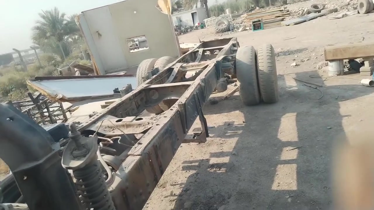 السلام عليكم للبيع غراض هينو تفصيخ المكان بابل ناحية النيل قرب السريع ***********
