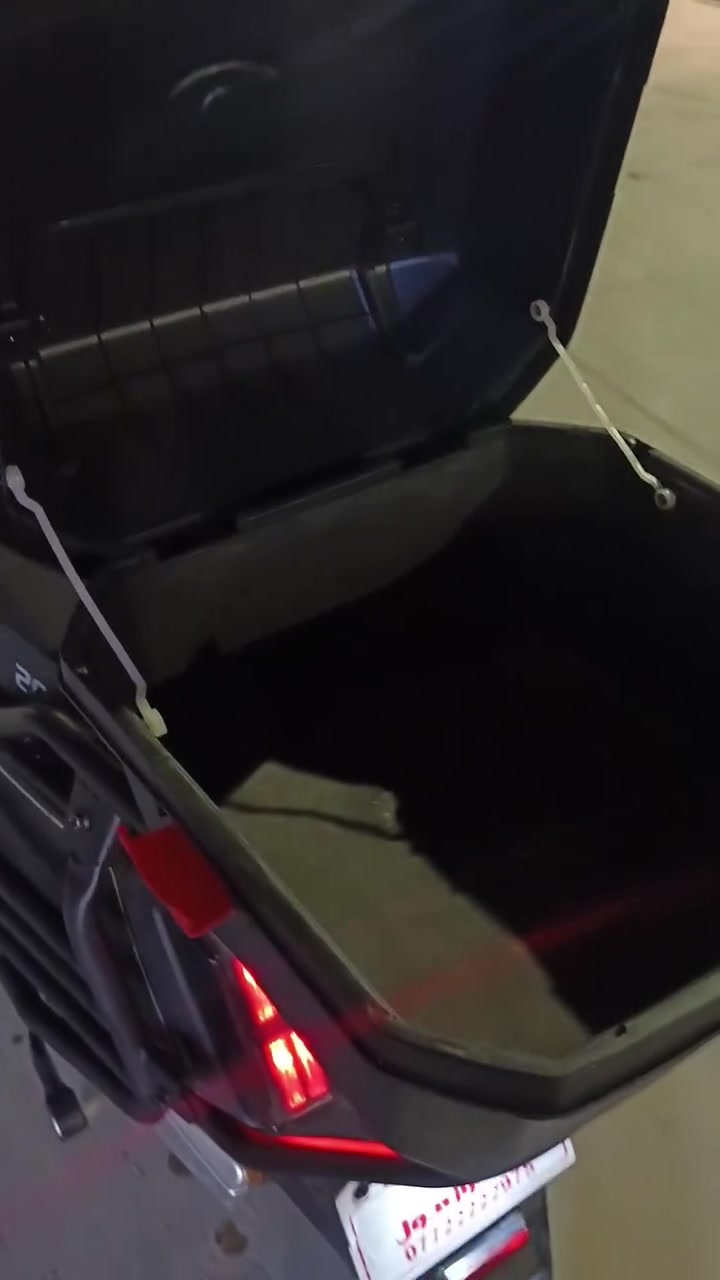اسلام عليكم  مطور شحن 🔋⚡
البيع ال سحقاا سد. بطريات 6دبل 
جديد لك ما بي أي جلغة  
سعر مليون  و 100و بي مجال 
مستخدم شي قليل هذ رقمي >***********%
مكني موصل..
