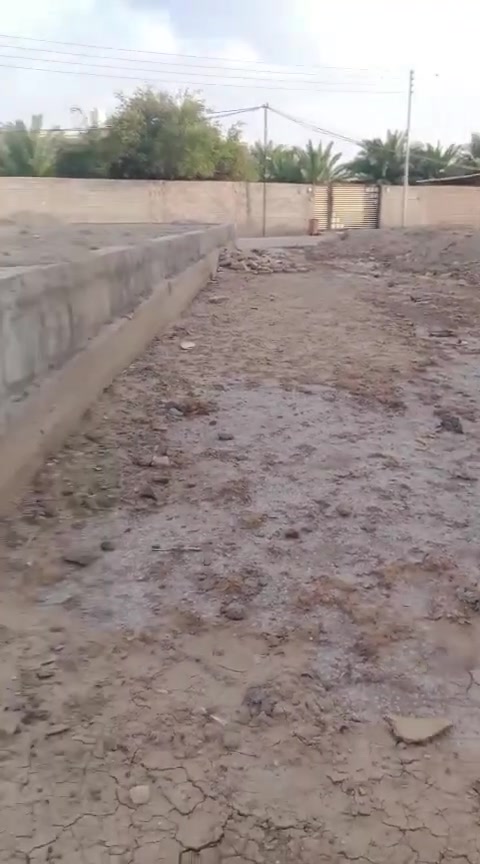 سلام عليكم قطعه للبيع اب حي الجوادين الاول مساحه القطعه 220نزله فاظل تيتو للستفسارعلى الرقم التالي ***********سعر25بيه مجال
