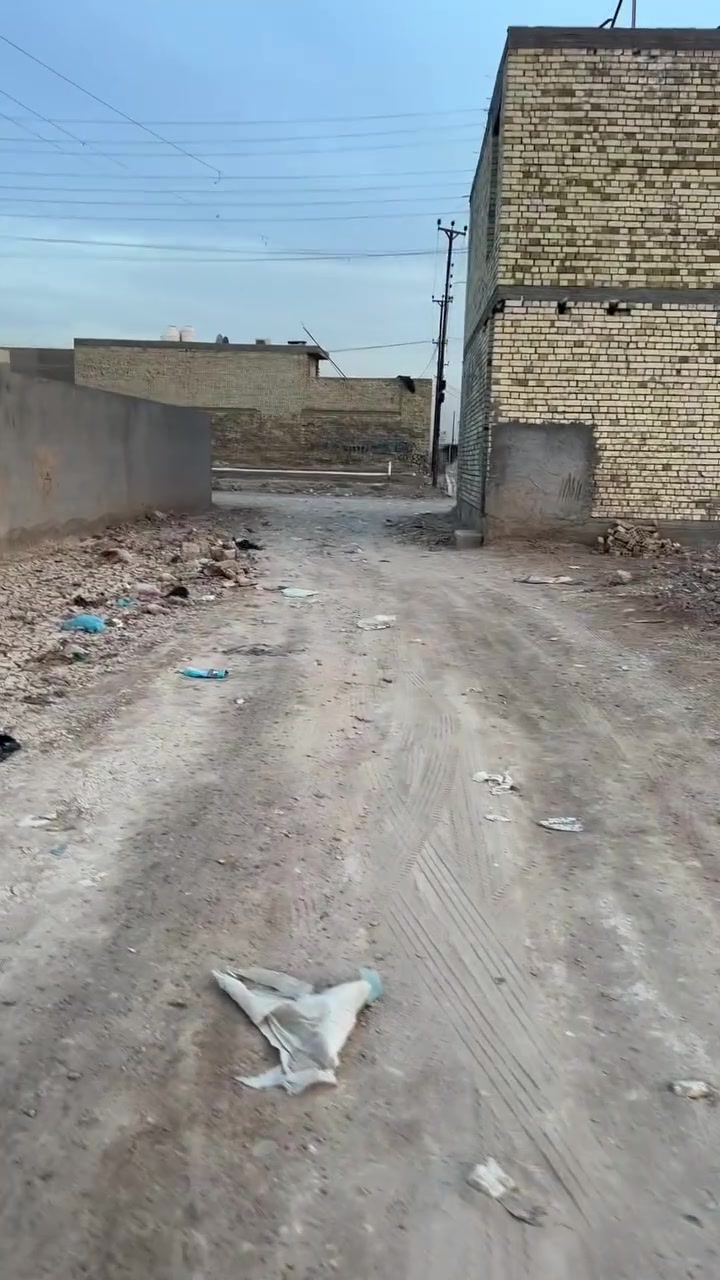 ارض للبيع 100 متر الرستميه حي الخليج 705 مدخل كليه العسكريه او مدخل الزهور خدمات كامله  سند 25 بسعر مناسب للستفسار *********** وساب
