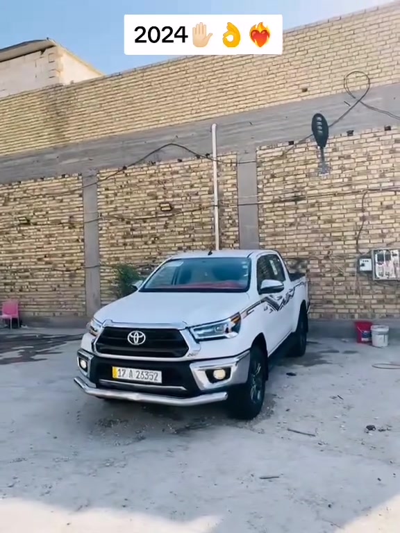 السلام عليكم تيوتا هايلوكس موديل 2024 مكفوله كفاله عامه مرقم مثنى كتاب شهداء وكاله عامه بسم المشتري  فول مواصفات كير اوتوماتيك تبريد قطعتين لمس شاشه تحكم كامره خلفيه فول ماشيه 30الف فقط السعر 308 وبيه مجال مكاني السماوه قضاء الرميثه اتصال ***********
