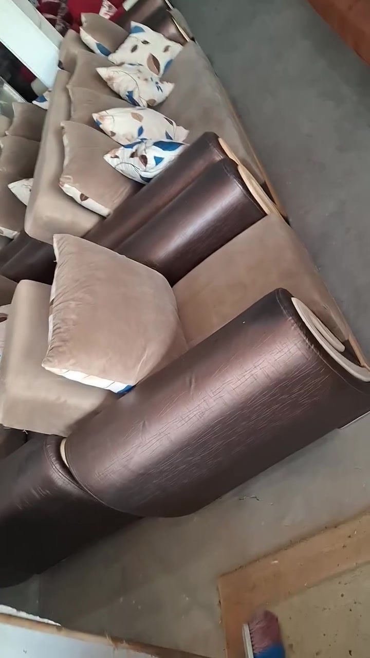 تخم باله تركي ماركه سرير ومخزن اوربي ثقيل نظيف جدا جدا 10نفر اسفنج ضغط طبي بولستر هيكل كلش قوي الضهر كوشه وجهين  نضيف باله تركي
الحمزه الغربي ***********
