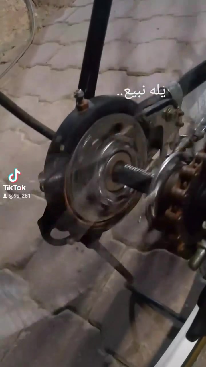 سلام عليكم بايسكل للبيع فول نضافه موديل 2018غراضه كامله برغي ما ناقص السعر خاص
