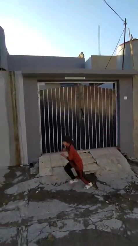 سلام عليكم بيت في حي تل رمان مالك صارفه 100متر طابقه ونص استقبل+هوال وغرفه وحمام +فوك غرفه وهوال ومنوار وهوال سعره خاص ومناسب ***********
توصل وتساب او اتصال على رقم
سلام عليكم بيت في حي تل رمان مالك صارفه 100متر طابقه ونص استقبل+هوال وغرفه وحمام +فوك غرفه وهوال ومنوار وهوال سعره خاص ومناسب ***********
