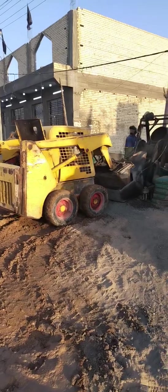 سلام عليكم للبيع شفل ٢٠٠٧ مكان كربلاء ***********
