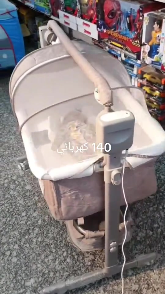 كاروك كهربائى  متوفر باللون البيجي فقط  •من عمر حديث الولاده الى سنة  •كهرباء وبطاريات •واقي حشرات •تحكم ريموت •5درجات اهتزاز •بلوتوث •حزام لامان الطفل  يوجد توصيل لجميع المحافظات بغداد خمسة محافظات ثمانيه  للاستفسار مراسلة الصفحة الخاصة بل بيج او الاتصال على  ***********
