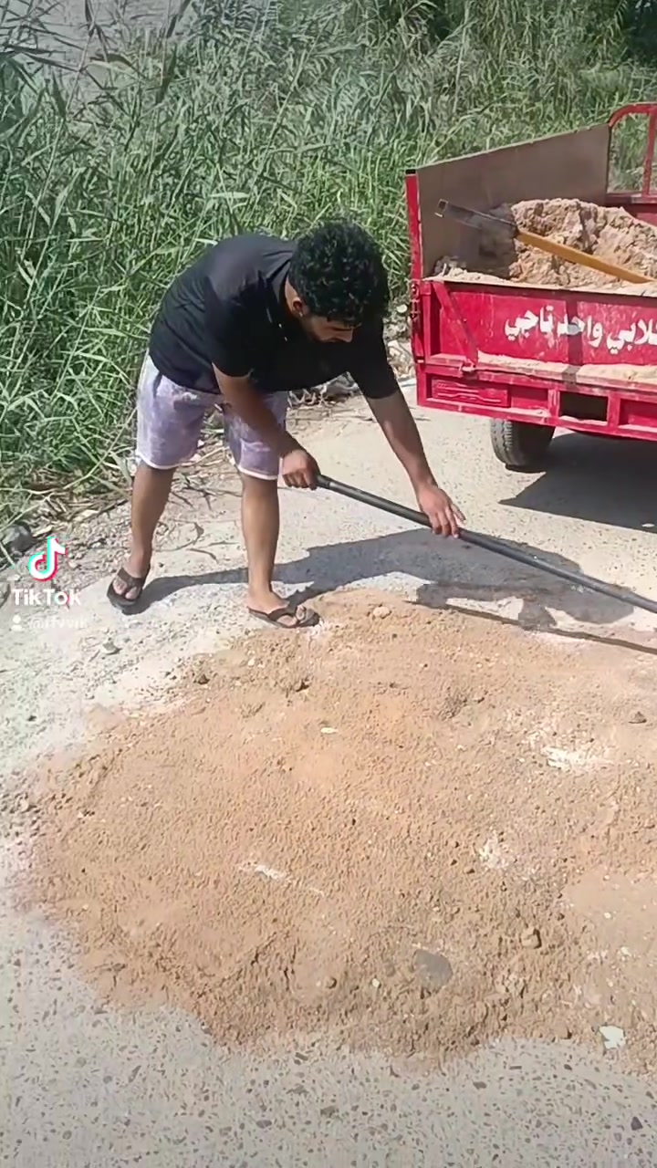 السلام عليكم شباب اخوكم وخادمكم حسين الكلابي واللي يحتاج ستوته يتصل على الرقم. *********** /***********
