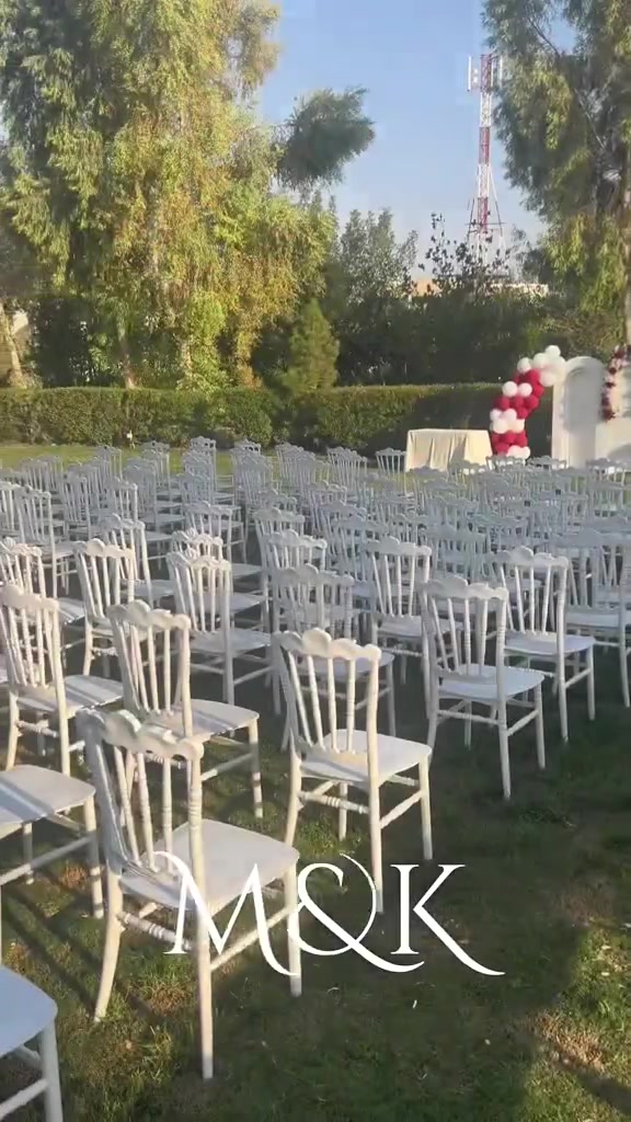 يتوفر كراسي   وطبلات ملكية للايجار  وايضا كوشات خطوبة للاستفسار ***********
