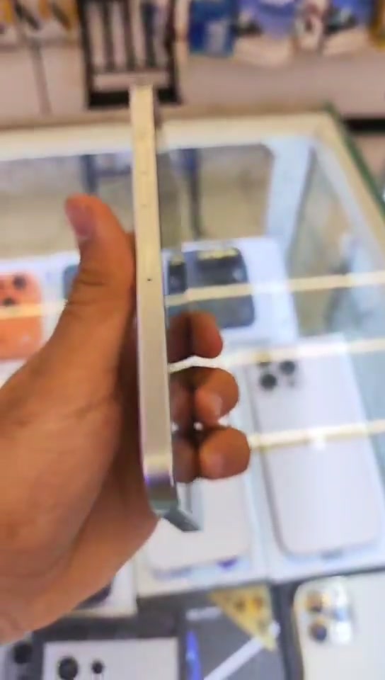 📱 للبيع iPhone 16 Pro Max
🔸 اللون: أبيض 🤍
🔸 الذاكرة: 256GB 💾
🔸 الموديل: عربي إماراتي AE 🇦🇪
🔸 الشريحة: شريحتين 📲
🔸 الحالة: وتر، لا مفتوح ولا مبدل بيه أي شيء ✅
🔸 الكفالة: كفالة كاملة من الألف للياء 🔒
🔸 نظافة الجهاز: 100% ✨
🔸 نظافة الشاصي: 100% 💯
🔸 البطارية: 92% 🔋

⚠️ ملاحظة:
الجهاز بيه شامة صغيرة جدًا وبسيطة، حجمها ما يتعدى حجم حبة السمسم، والشامة موضحة بالفيديو بشكل واضح 🎥

💰 السعر: مليون وخمسين ألف دينار

📍 الموقع: بغداد – الحرية
📞 للتواصل: ***********

🚚 متوفر توصيل لجميع محافظات العراق 🇮🇶