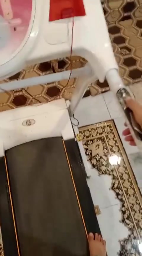 جهاز جري • سرعة ١٠٠ • نظيف