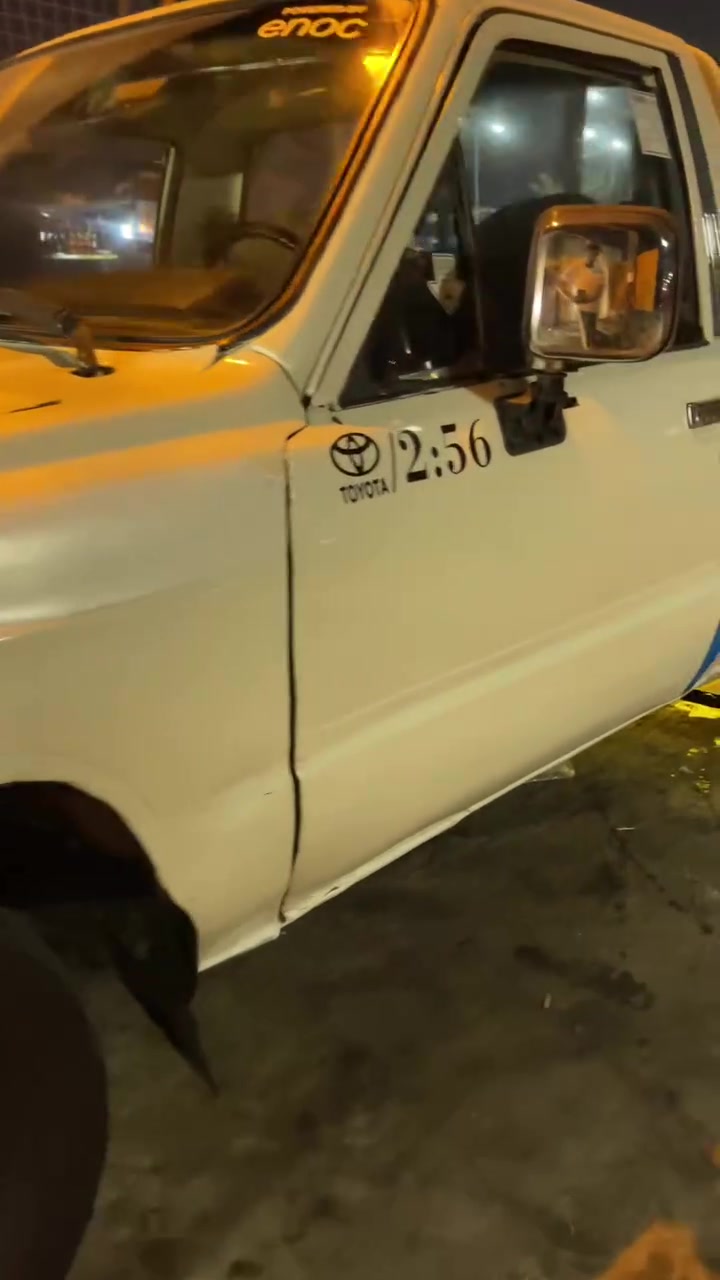 تويوتا بيك اب • موديل ١٩٨٨ • رقم بغداد