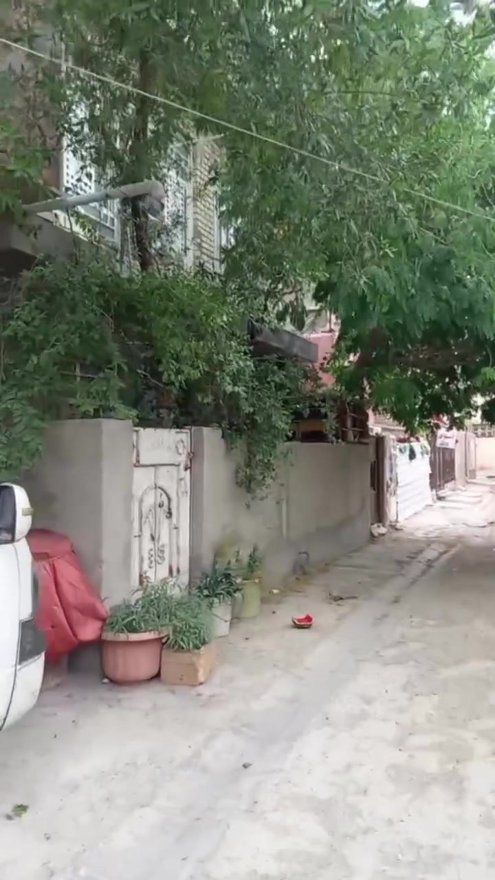 السلام عليكم
بيت طابو 164 متر طابقين 
الحبيبيه سيطرة وليد ابو الكص مقابل مدرسه جواد سليم 
السعر 160
وبي مجال للشراي 
‭***********‬
