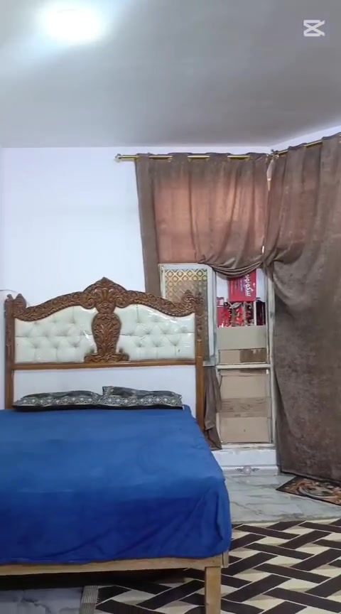 سلام عليكم غرفه صاج ام الملحق كامله مع الدوشك ضغط 650الف بيها مجال خاص ماكو اتصال أو وتساب ***********البلديات
