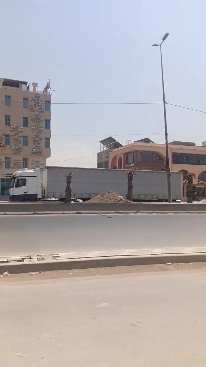 بيت طابو صرف للبيع 

مقابل مجمع المدى الطبي 

ثالث بيت عن شارع  60

المساحه / 200  متر

بيت بناء حديث طابقين يتكون من خمس غرف وصاله وهول ومطبخ عدد 2
وكراج ومناور ومجمع صحيات عدد  4

منطقه قريبه ومرغوبه ويتوفر فيها كافه الخدمات 

للاستفسار الاتصال
***********
***********
يوجد واتساب 

نستقبل كافة عروضكم وطلباتكم العقاريه

مكتب مدن للعقار/ الاسكان/ شارع الطاقه /مقابل متنزه الاسكان المركزي
