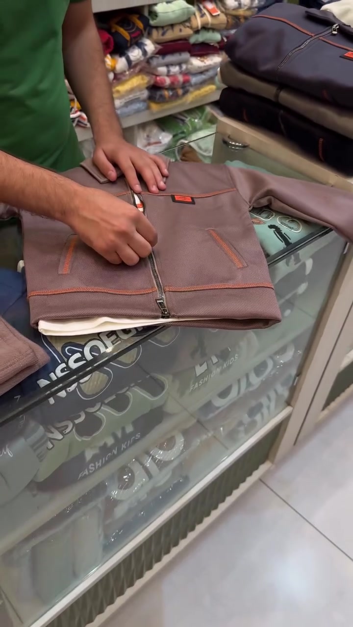 سوت ولادي • مقاسات ٦-٨-١٠-١٢-١٤-١٦ • توصيل