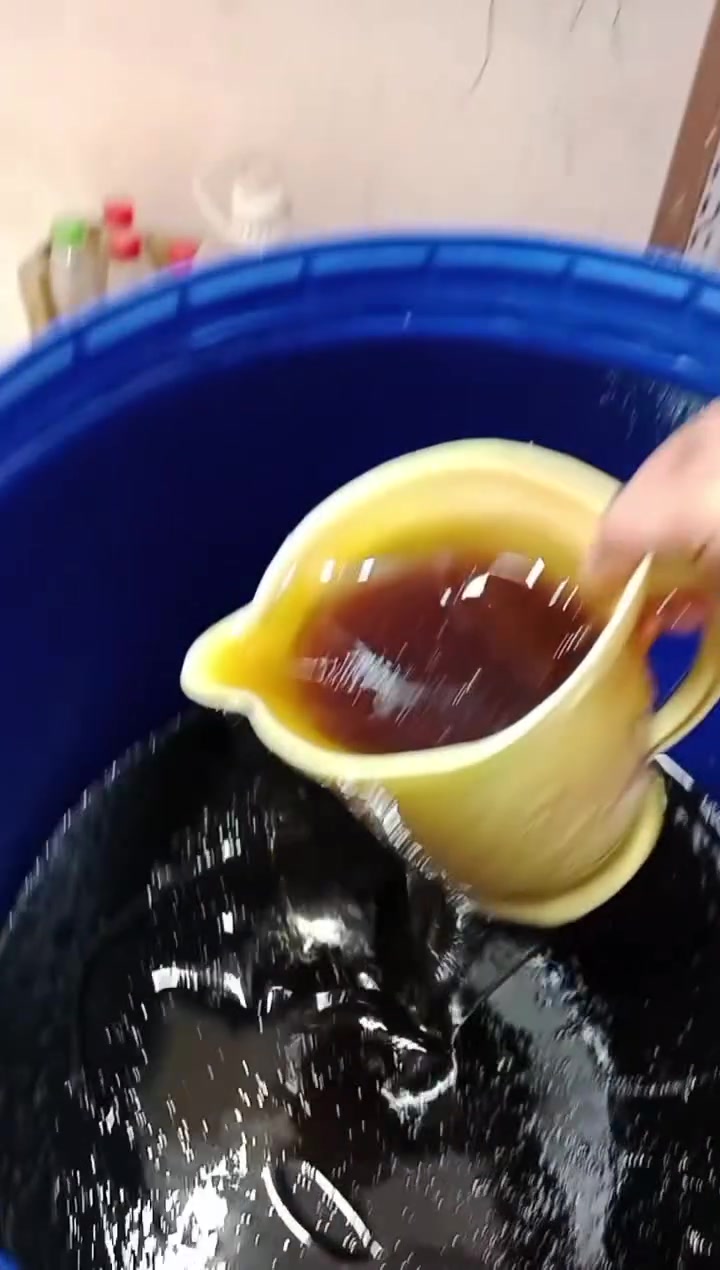 منظفات ريحانه المنزليه زاهي قاصر فلاش معطرات ارضية مزيل دهون شغل درجه اولى عنوان الحسينية منطقه ل 4000 يوجد خدمه توصيل مجاني داخل الحسينية فقط ***********
